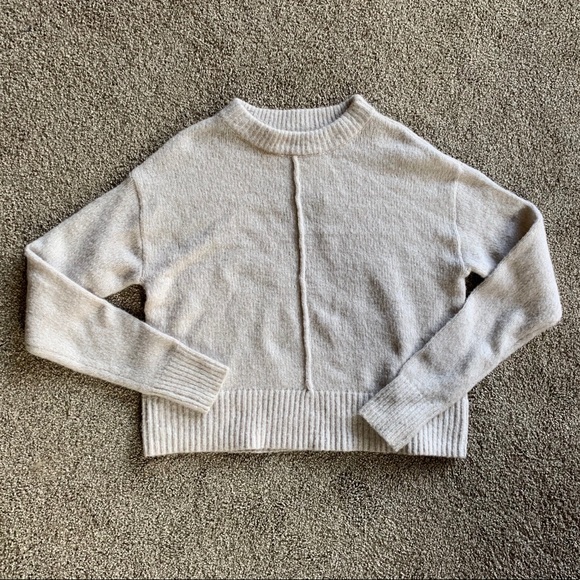 Beautiful Crop Fall Sweater - Picture 2 of 4